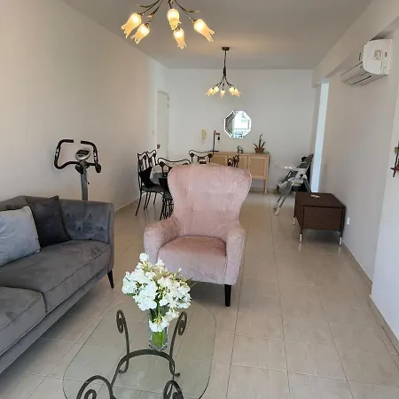 Melania Gardens 2 Bedroom Apartment Klorakas