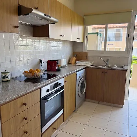Melania Gardens 2 Bedroom Apartment *