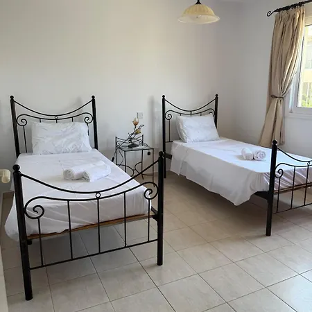 Melania Gardens 2 Bedroom Klorakas