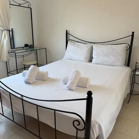 Melania Gardens 2 Bedroom Lägenhet *