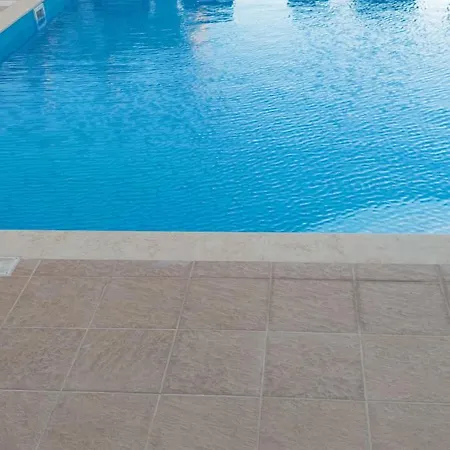 Apartment Melania Gardens 2 Bedroom Klorakas